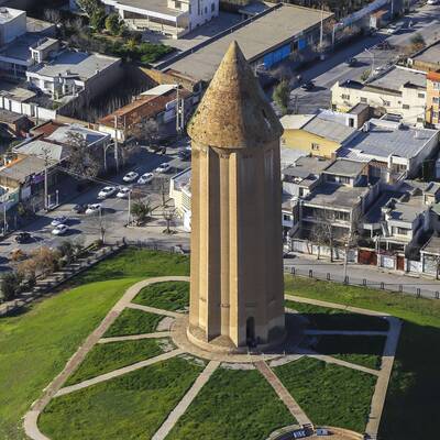 La torre Gonbad-e Qabus